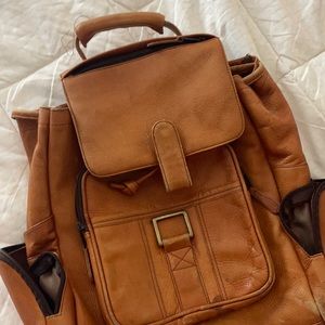 Vintage Leather Backpack - Camel